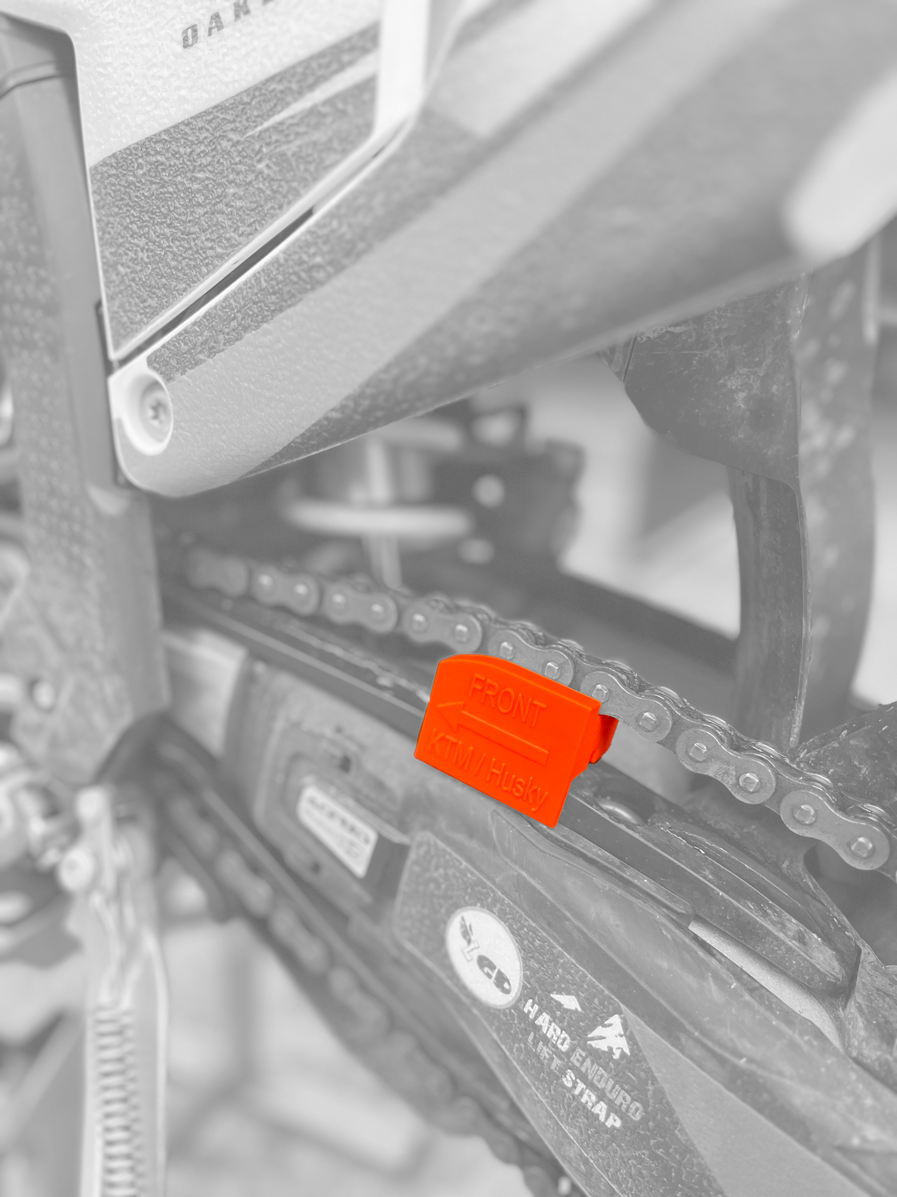 БЛОК ЗА РЕГУЛИРАНЕ НА ВЕРИГАТА-CHAIN ADJUSTMENT BLOCK